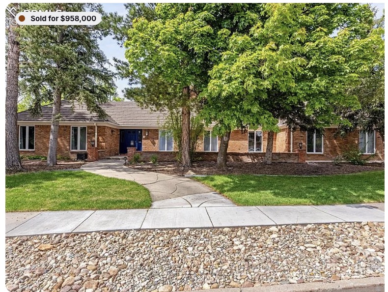 75 E Cheyenne Mountain Blvd, sold for $958,000