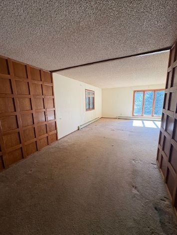 Panel-era great room
